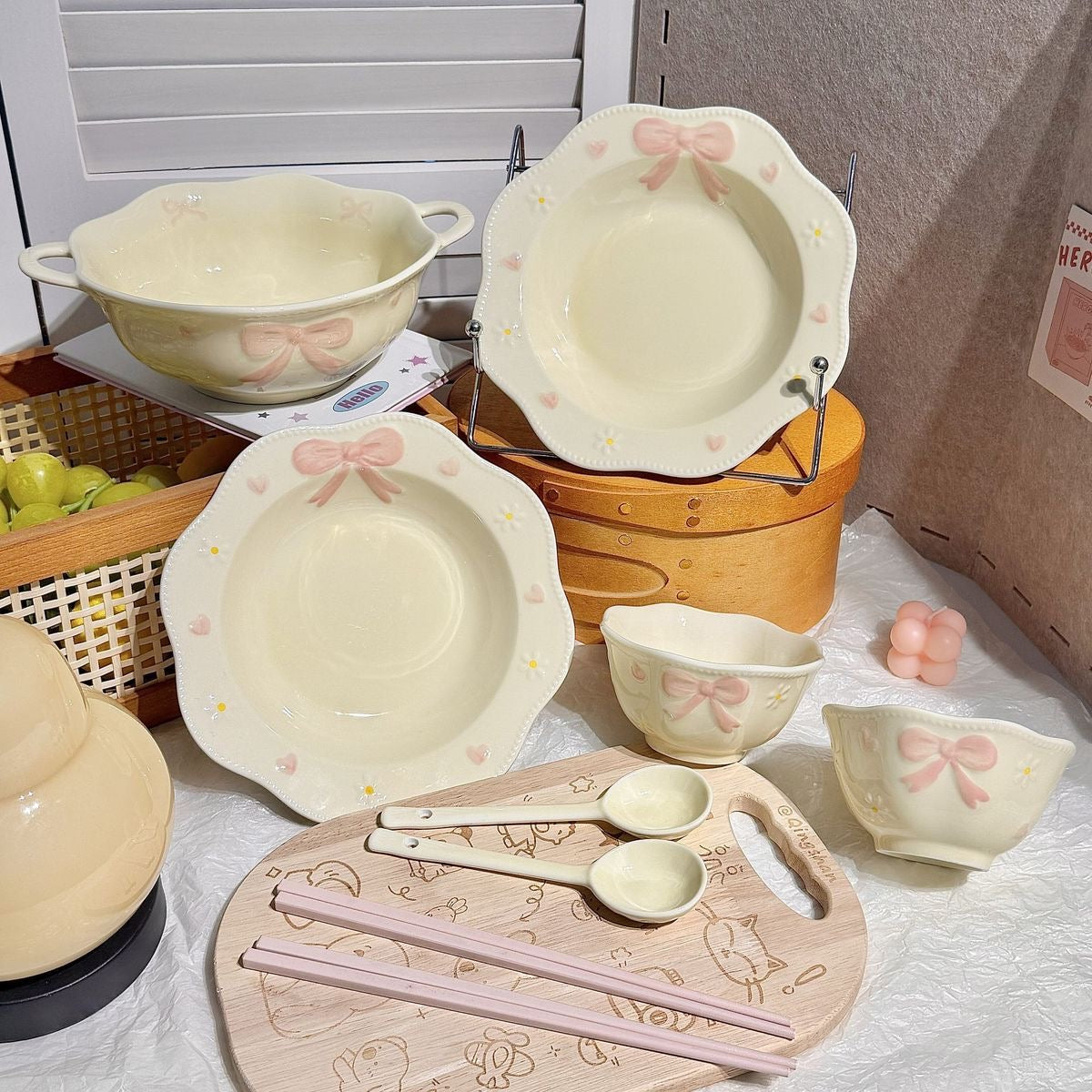 11件套浮雕蝴蝶结餐具套餐