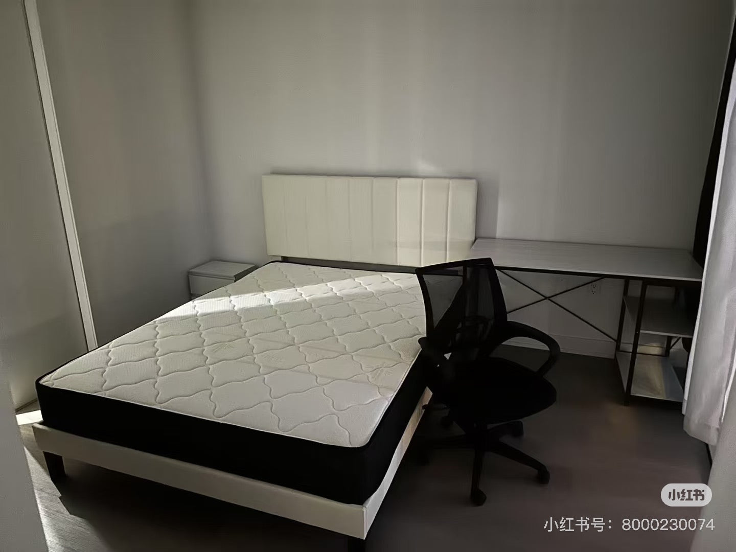 Desk with Storage Shelves for Home/Office