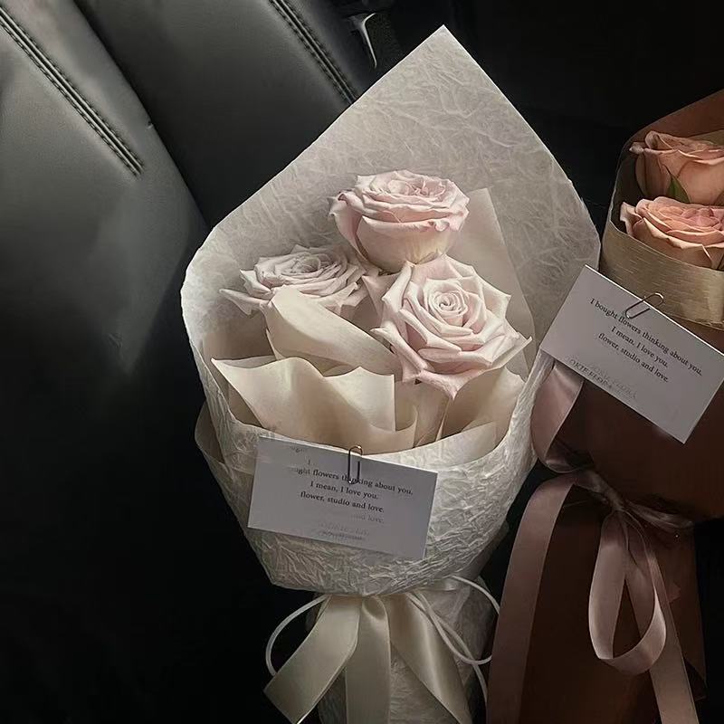 高级感约会见面小花束