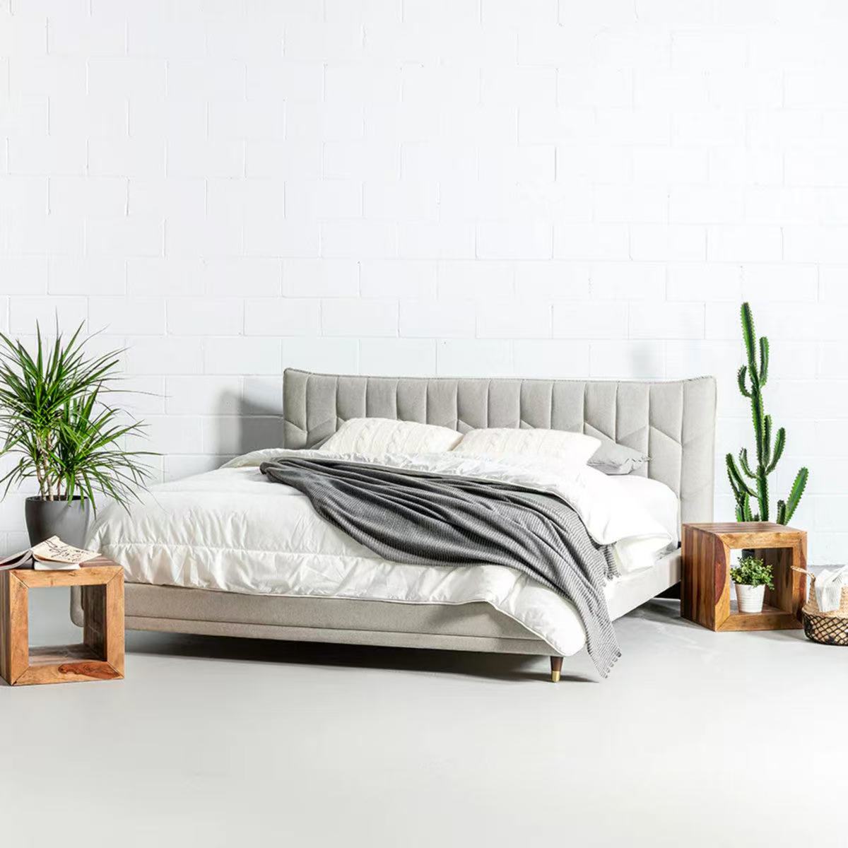queen size 轻奢灰软包床架